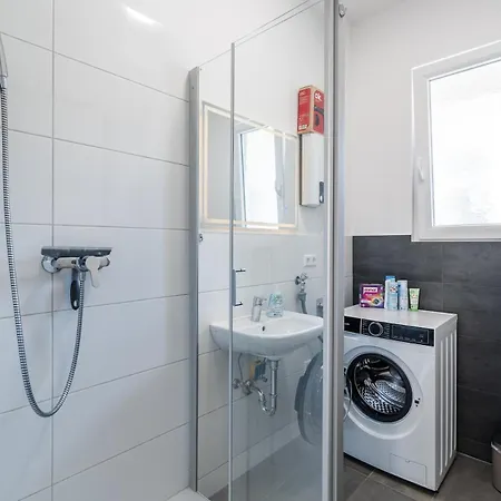 7-einzelbetten-3-zimmer-neues-bad-wama Pforzheim